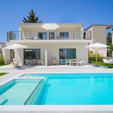 Filoxenia Luxury Apartments Potos Exterior photo
