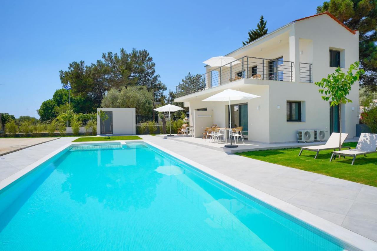 Filoxenia Luxury Apartments Potos Exterior photo