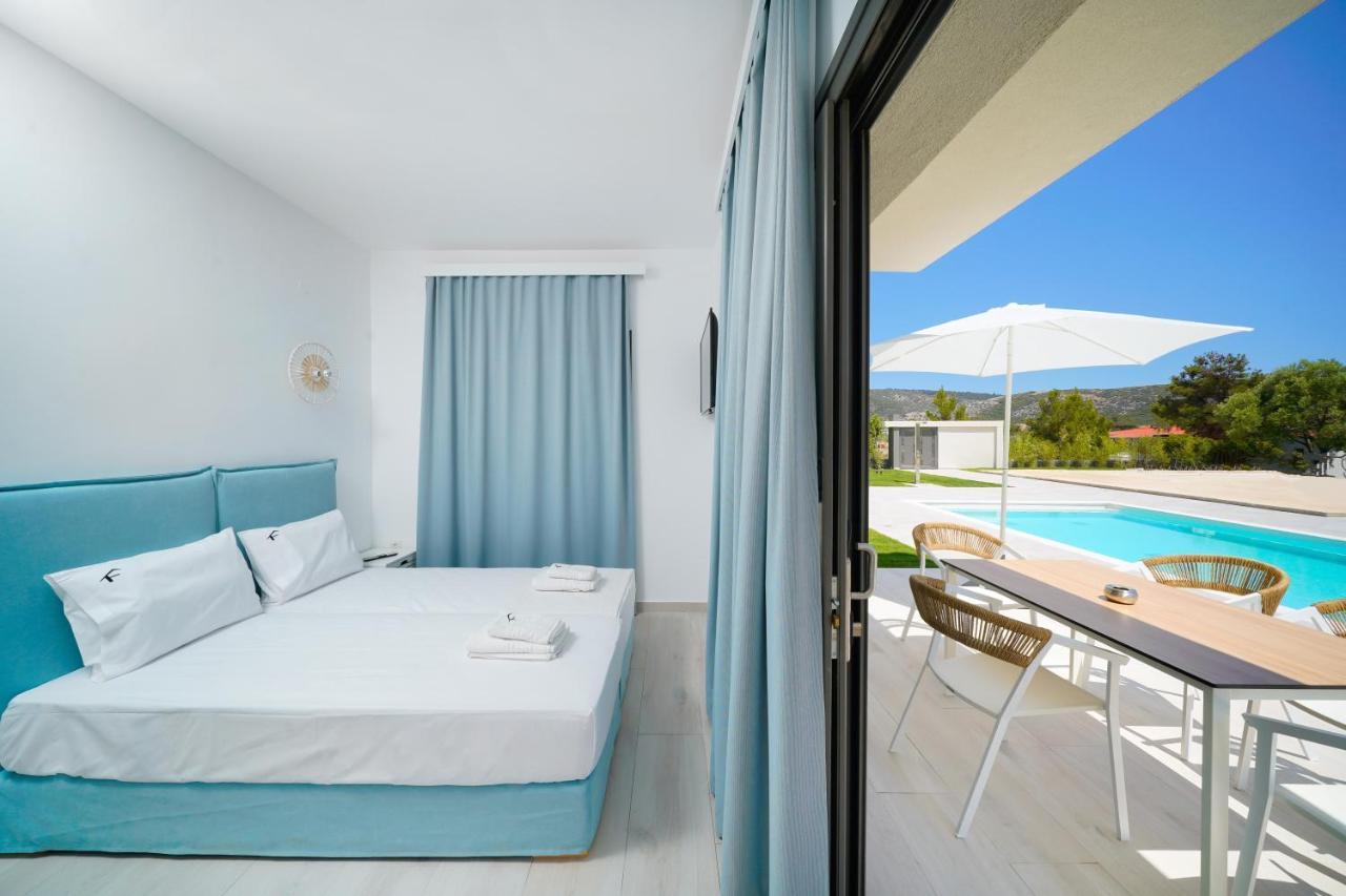 Filoxenia Luxury Apartments Potos Exterior photo