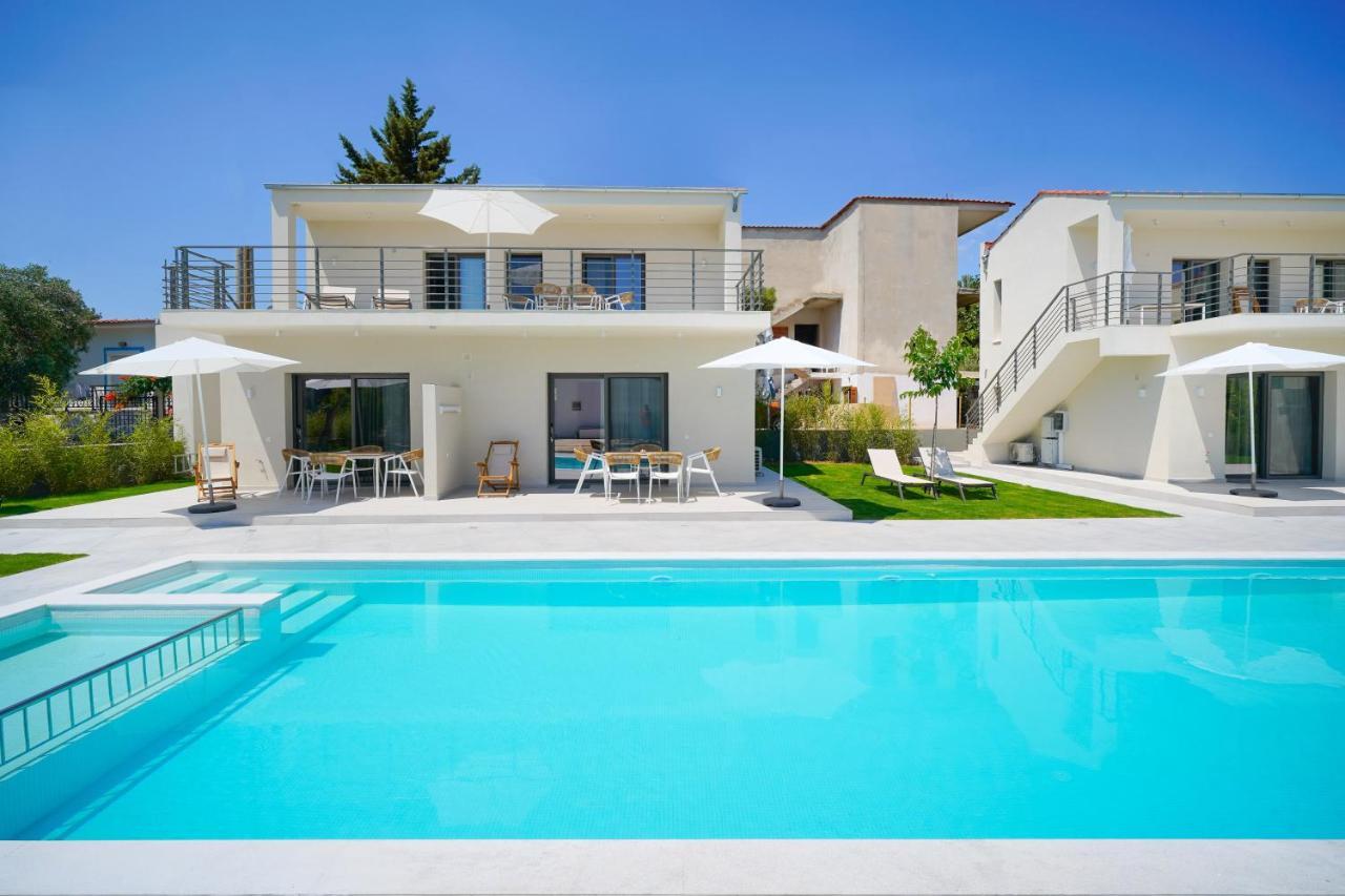 Filoxenia Luxury Apartments Potos Exterior photo