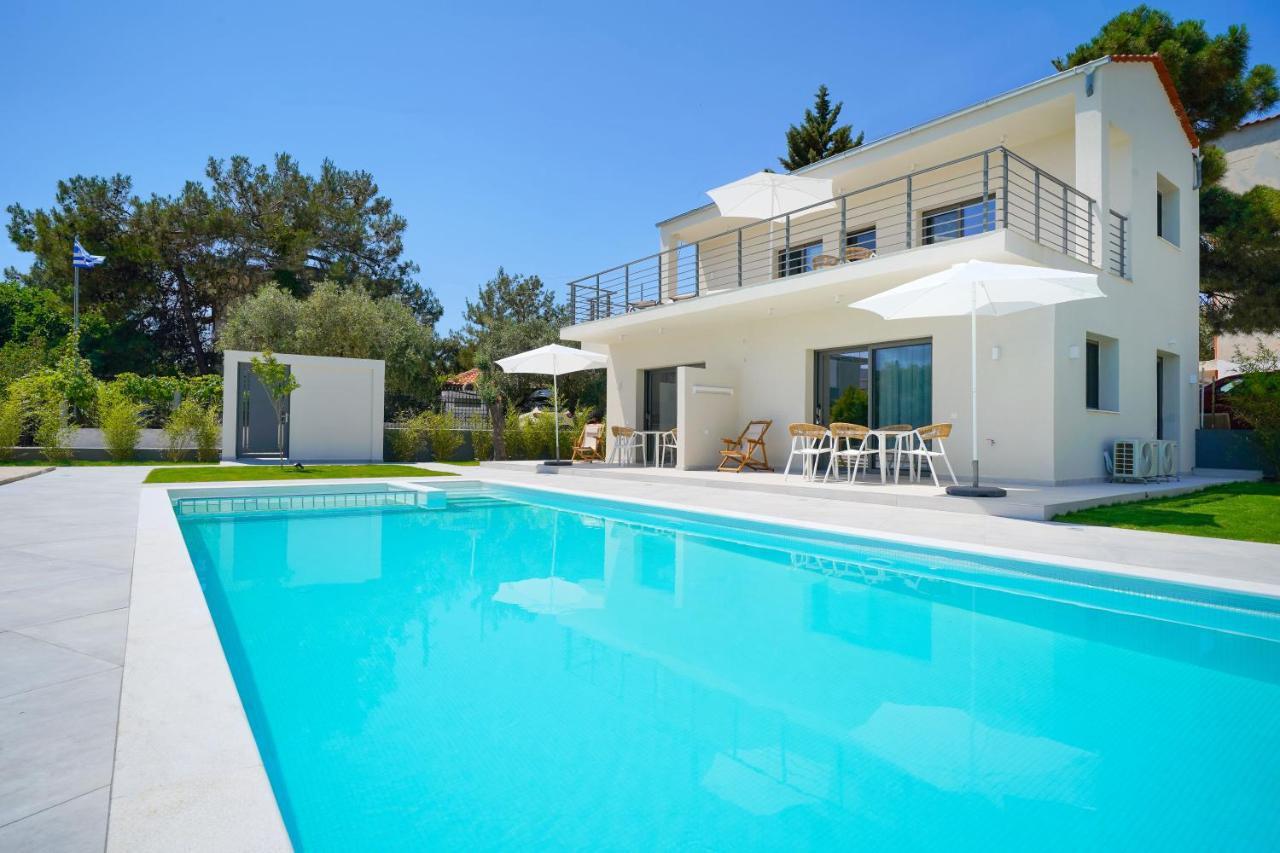 Filoxenia Luxury Apartments Potos Exterior photo