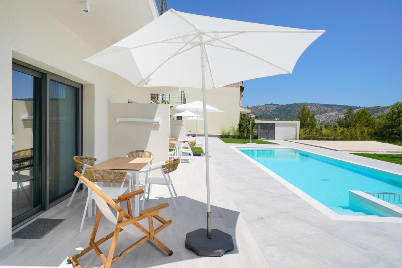 Filoxenia Luxury Apartments Potos Exterior photo